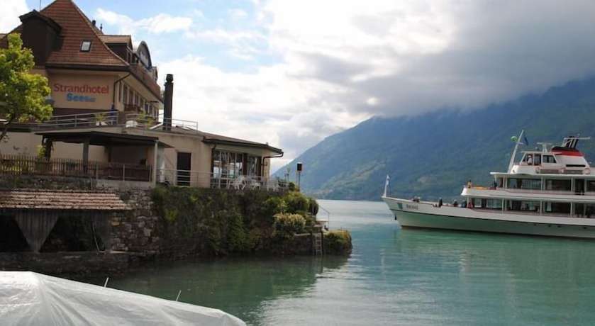 Imagen de los exteriores del Hotel Strandhotel. Foto 8