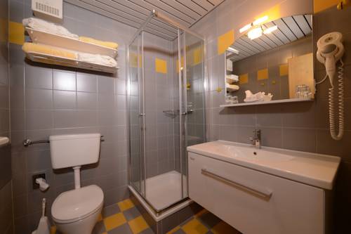 Imagen de la habitación del Hotel Strandhotel Faak. Foto 6