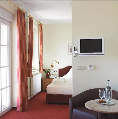 Imagen de la habitación del Hotel Strandhotel Gromitz. Foto 11