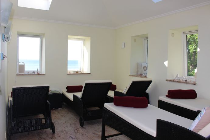 Imagen de la piscina del Hotel Strandhotel Gromitz. Foto 20