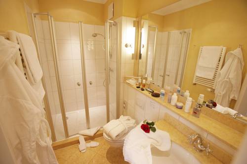 Imagen de la habitación del Hotel Strandhotel Heringsdorf. Foto 6