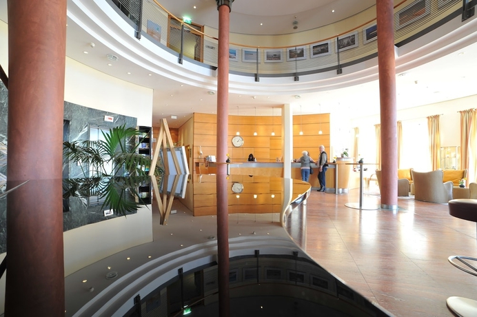 Imagen de los interiores del Hotel Strand-hotel Hübner. Foto 14