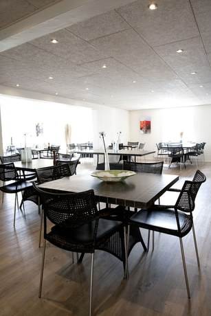 Imagen del bar/restaurante del Hotel Strandhotel Klitrosen. Foto 6
