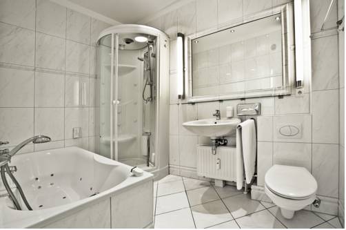 Imagen de la habitación del Hotel Strandhotel Monbijou. Foto 5