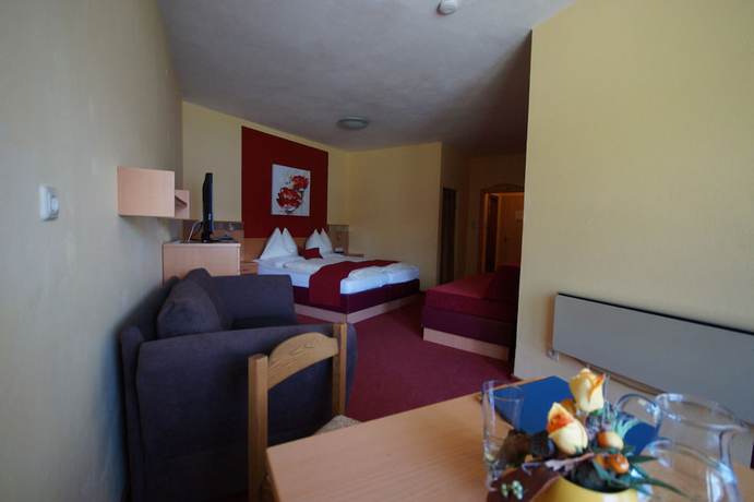 Imagen de la habitación del Hotel Strandhotel Schabus, Velden am W&ouml;rthersee. Foto 6