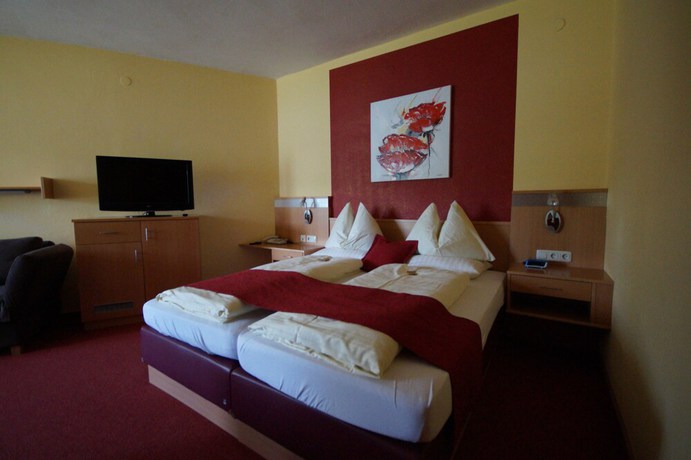 Imagen de la habitación del Hotel Strandhotel Schabus, Velden am W&ouml;rthersee. Foto 11