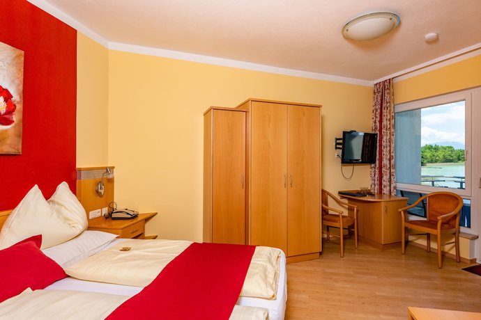 Imagen de la habitación del Hotel Strandhotel Schabus, Velden am W&ouml;rthersee. Foto 18
