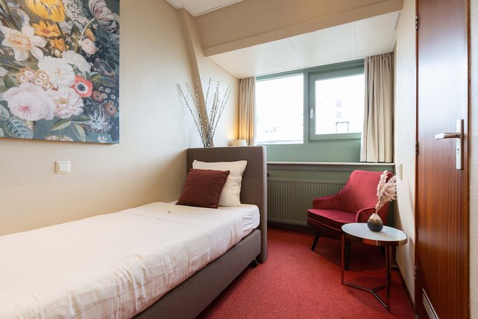 Imagen de la habitación del Hotel Strandhotel Scheveningen. Foto 6