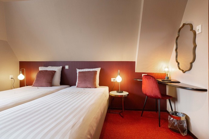Imagen de la habitación del Hotel Strandhotel Scheveningen. Foto 9