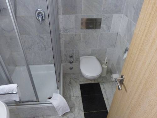 Imagen de la habitación del Hotel Strandhotel Vierjahreszeiten. Foto 3