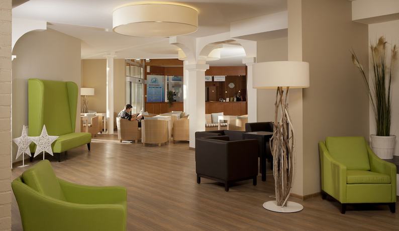 Imagen de los interiores del Hotel Strandhotel Weissenh&auml;user Strand. Foto 14