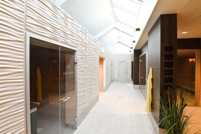 Imagen general del Hotel Strandhotel Weissenh&auml;user Strand. Foto 2