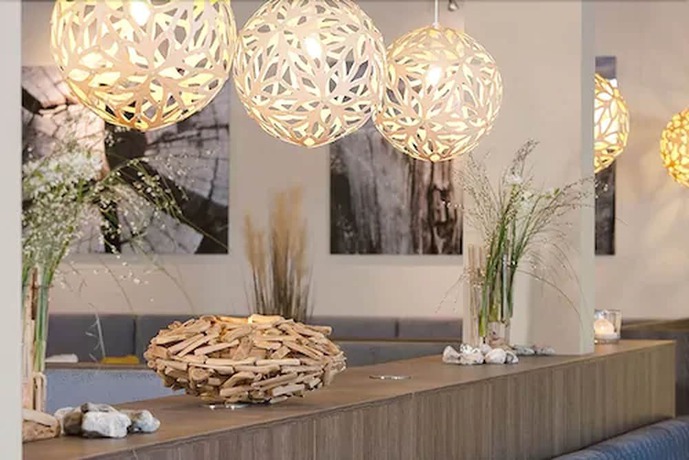 Imagen de los interiores del Hotel Strandhotel Weissenh&auml;user Strand. Foto 15