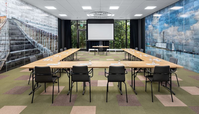 Imagen de los interiores del Hotel Strandhotel Westduin. Foto 11