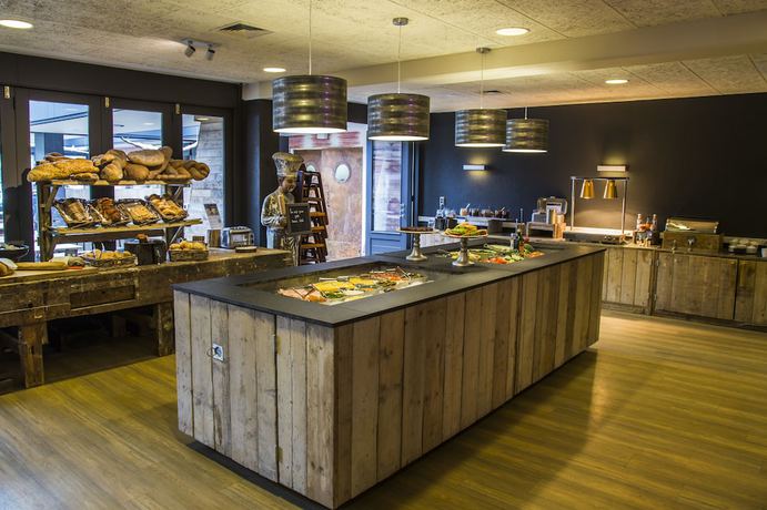 Imagen del bar/restaurante del Hotel Strandhotel Westduin. Foto 4