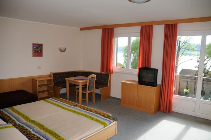 Imagen de la habitación del Hotel Strandhotel Weyregg. Foto 7