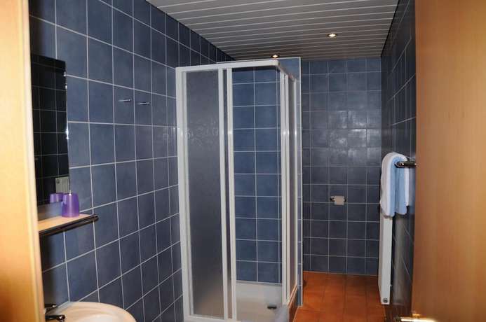 Imagen de la habitación del Hotel Strandhotel Weyregg. Foto 9