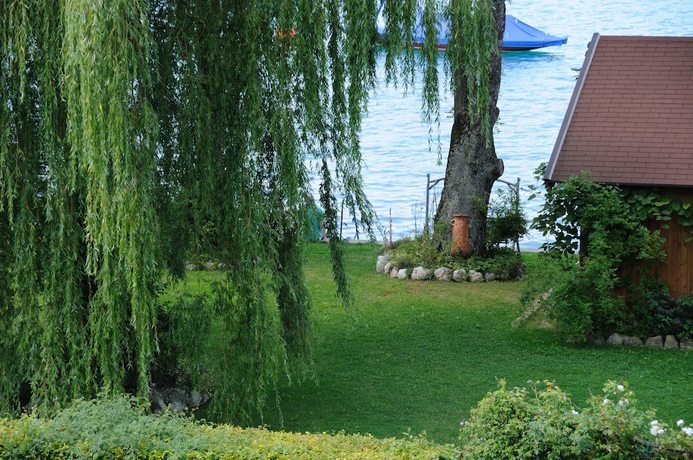 Imagen general del Hotel Strandhotel Weyregg. Foto 1