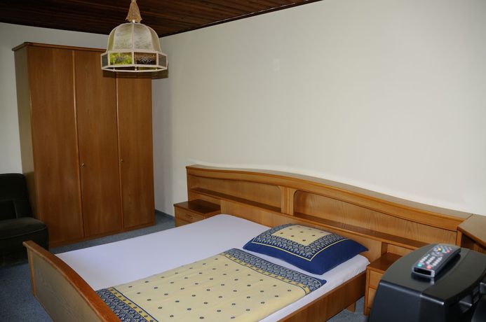 Imagen de la habitación del Hotel Strandhotel Weyregg. Foto 16