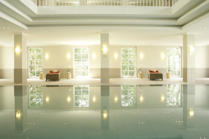 Imagen de la piscina del Hotel Strandhotel Zingst. Foto 13