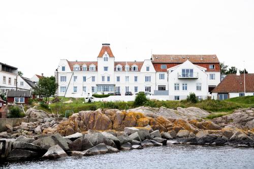 Imagen general del Hotel Strandhotellet, Allinge-Sandvig. Foto 5