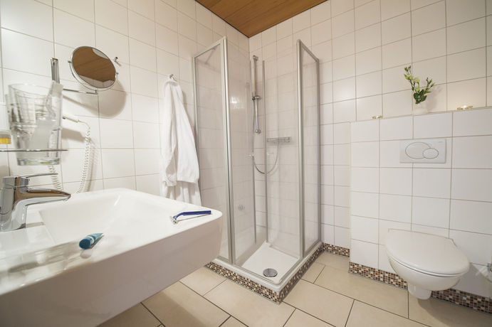 Imagen de la piscina del Hotel Strandhus. Foto 16