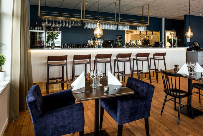 Imagen del bar/restaurante del Hotel Strandpiren l. Foto 5