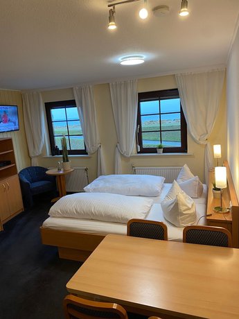 Imagen de la habitación del Hotel Strandr&auml;uber. Foto 10