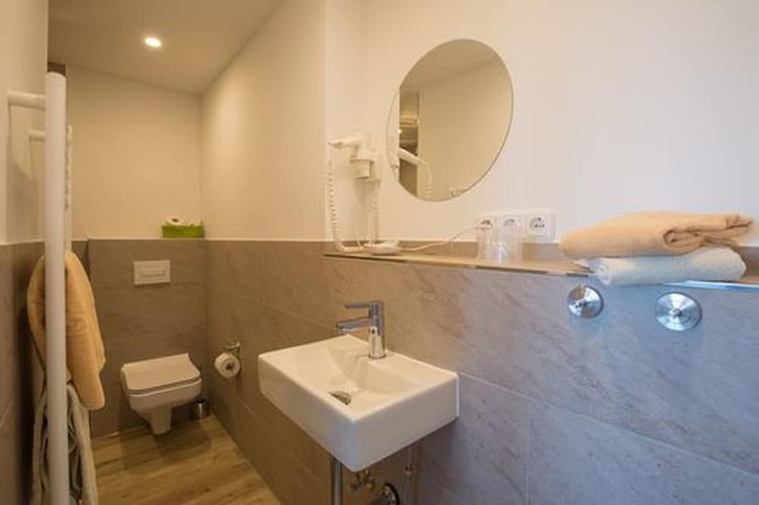 Imagen de la habitación del Hotel Strandr&auml;uber. Foto 17