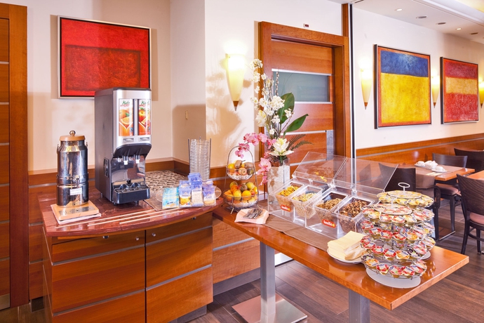 Imagen del bar/restaurante del Hotel Strasbourg. Foto 5