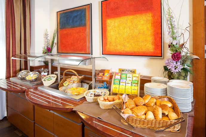 Imagen del bar/restaurante del Hotel Strasbourg. Foto 6