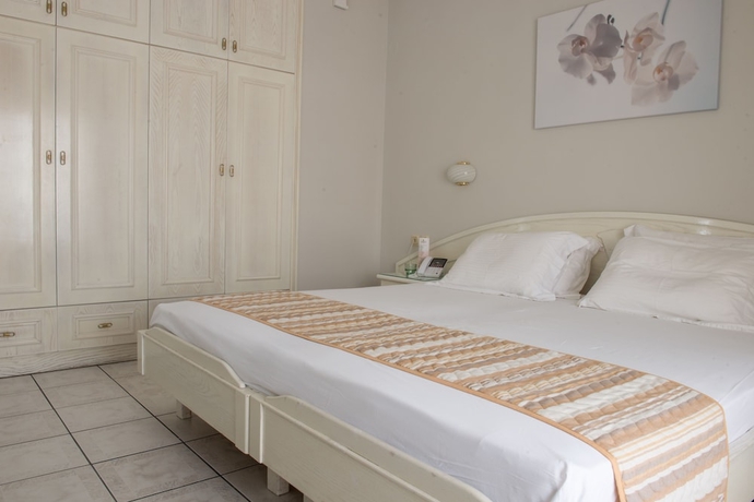 Imagen de la habitación del Hotel Strass. Foto 8