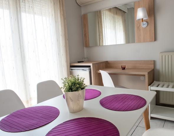 Imagen de la habitación del Hotel Strass, Katerini. Foto 6