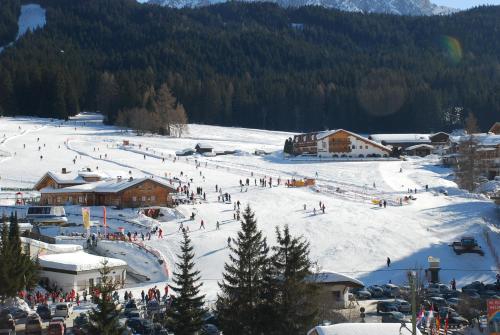 Imagen de la habitación del Hotel Strasser, Dolomiti di Sesto - Alta Pusteria. Foto 10