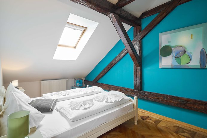 Imagen de la habitación del Hotel Strasser. Foto 4