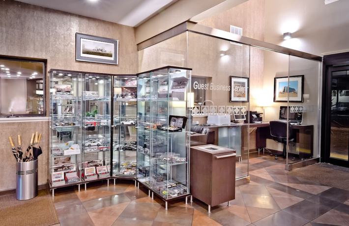 Imagen de los interiores del Hotel Strata. Foto 19