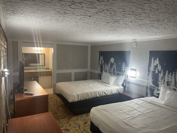 Imagen de la habitación del Hotel Stratford House Inn Branson. Foto 17