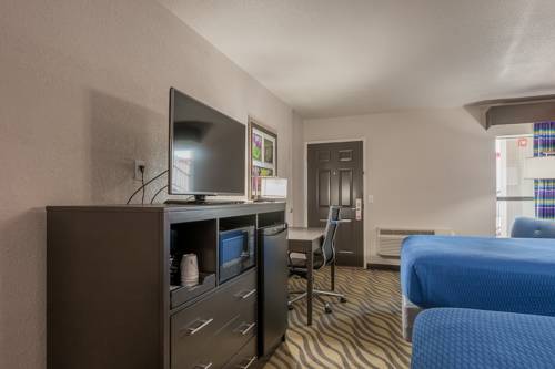 Imagen de la habitación del Hotel Stratford House Inns - Edmond. Foto 15