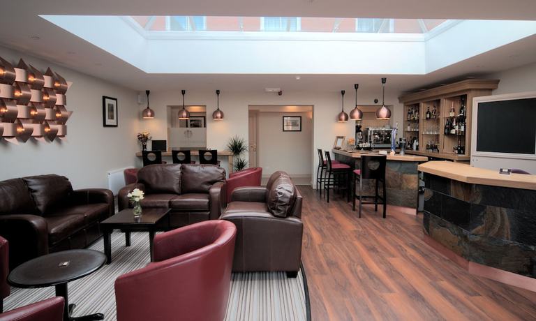 Imagen de los interiores del Hotel Stratford Limes. Foto 20