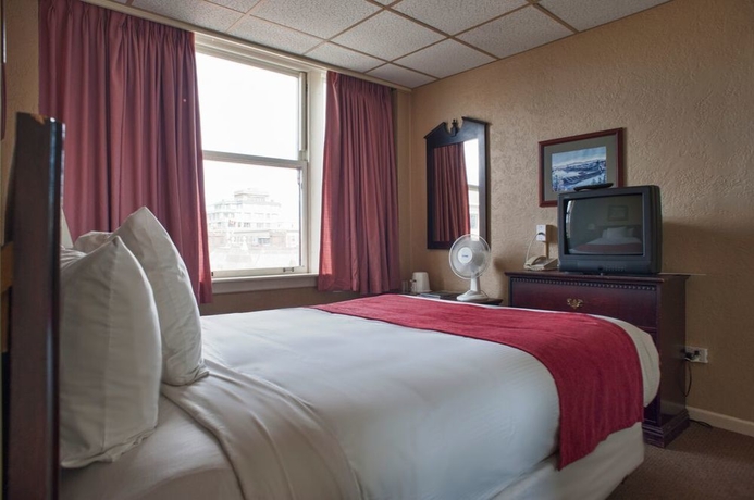 Imagen de la habitación del Hotel Strathcona. Foto 6