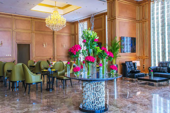 Imagen de la habitación del Hotel Strato By Warwick. Foto 14