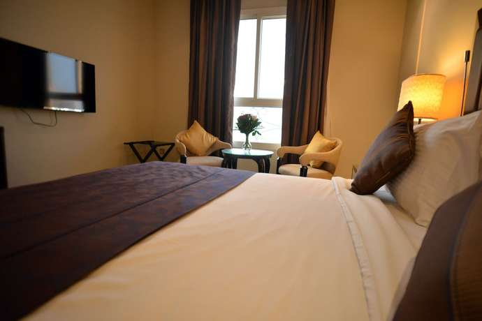 Imagen de la habitación del Hotel Strato By Warwick. Foto 16