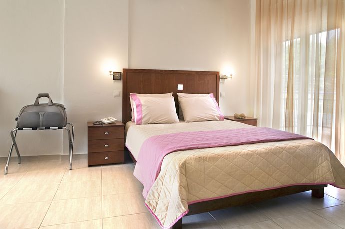 Imagen de la habitación del Hotel Stratos, Afitos. Foto 18
