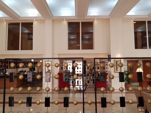 Imagen del bar/restaurante del Hotel Stratton Asokoro. Foto 6