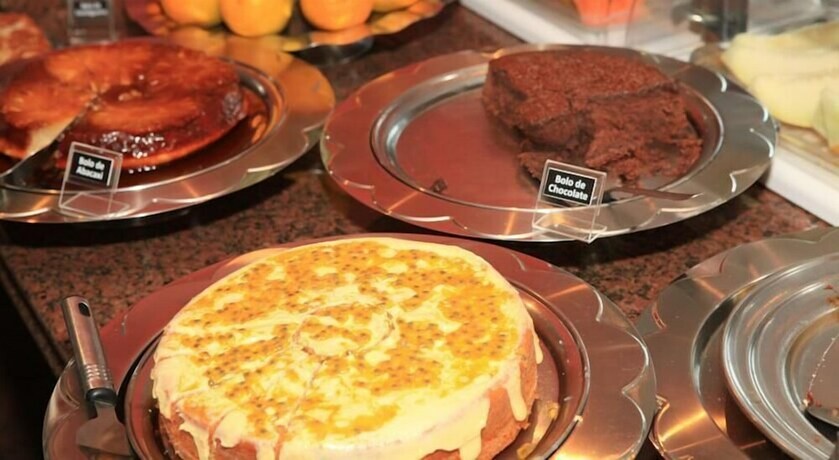 Imagen del bar/restaurante del Hotel Stratus Centro. Foto 22