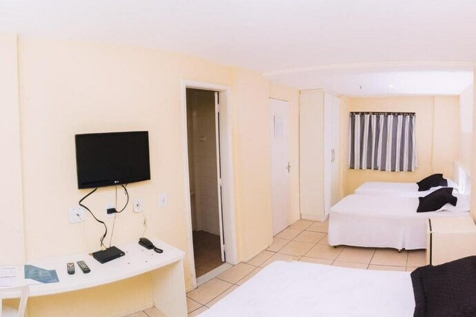 Imagen de la habitación del Hotel Stratus Centro. Foto 32