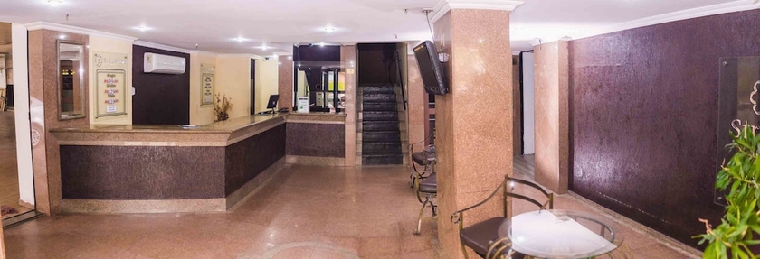 Imagen de los interiores del Hotel Stratus Vila. Foto 19