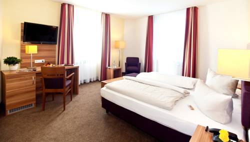 Imagen de la habitación del Hotel Strauss. Foto 8