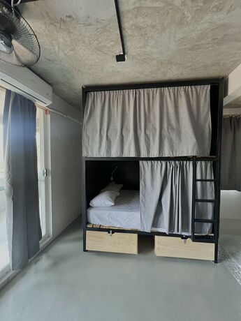 Imagen general del Hotel Straw Hat Surf Hostel. Foto 3