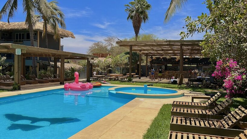 Imagen general del Hotel Straw Hat Surf Hostel. Foto 7